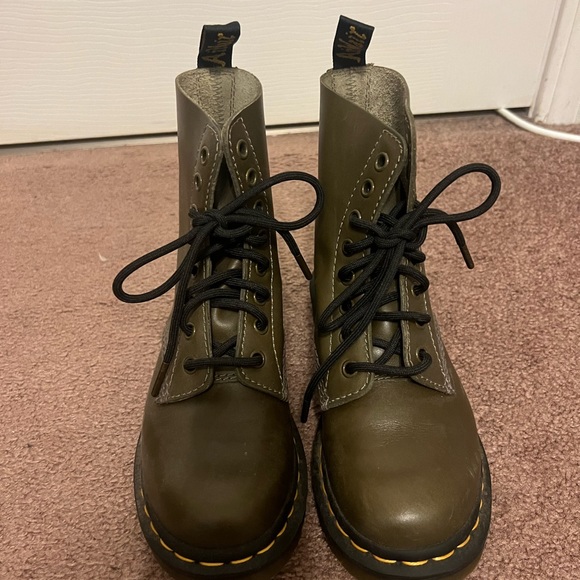olive green doc martens